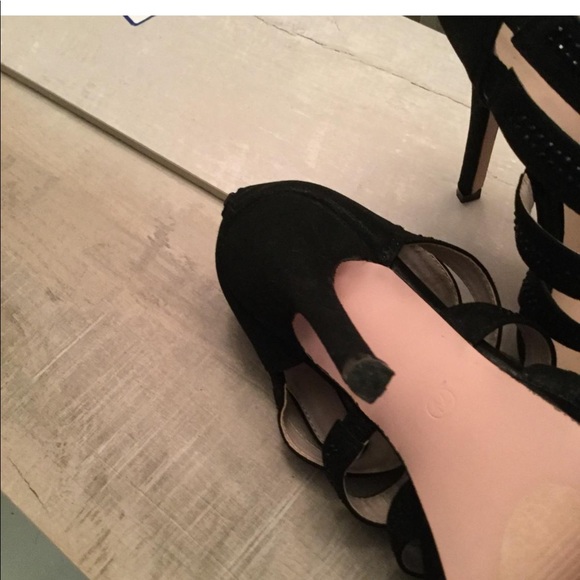 Black Sandal with Rhinestones - Picture 3 of 4